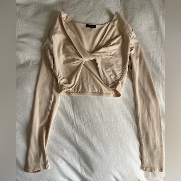 LONG SLEEVE CREAM CROP TOP - Picture 1 of 3